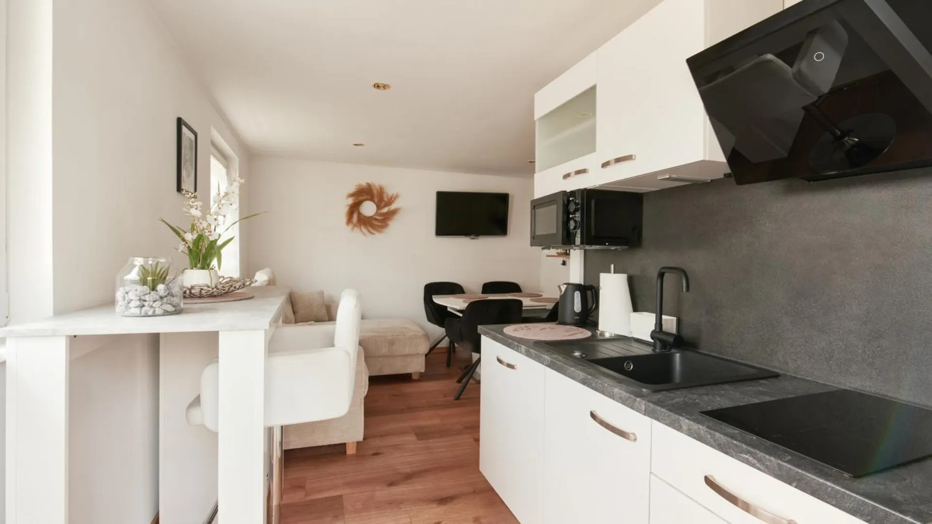 Luxurious Villa In Prime Location Of Vienna W Swimming Pool